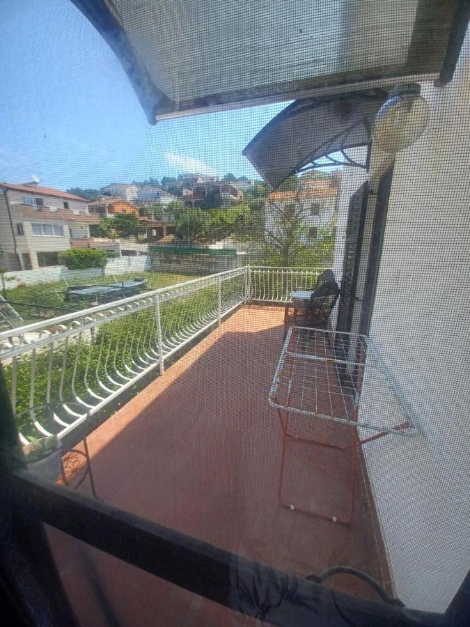 Apartment Bunjo'S Beach House Trogir Zewnętrze zdjęcie