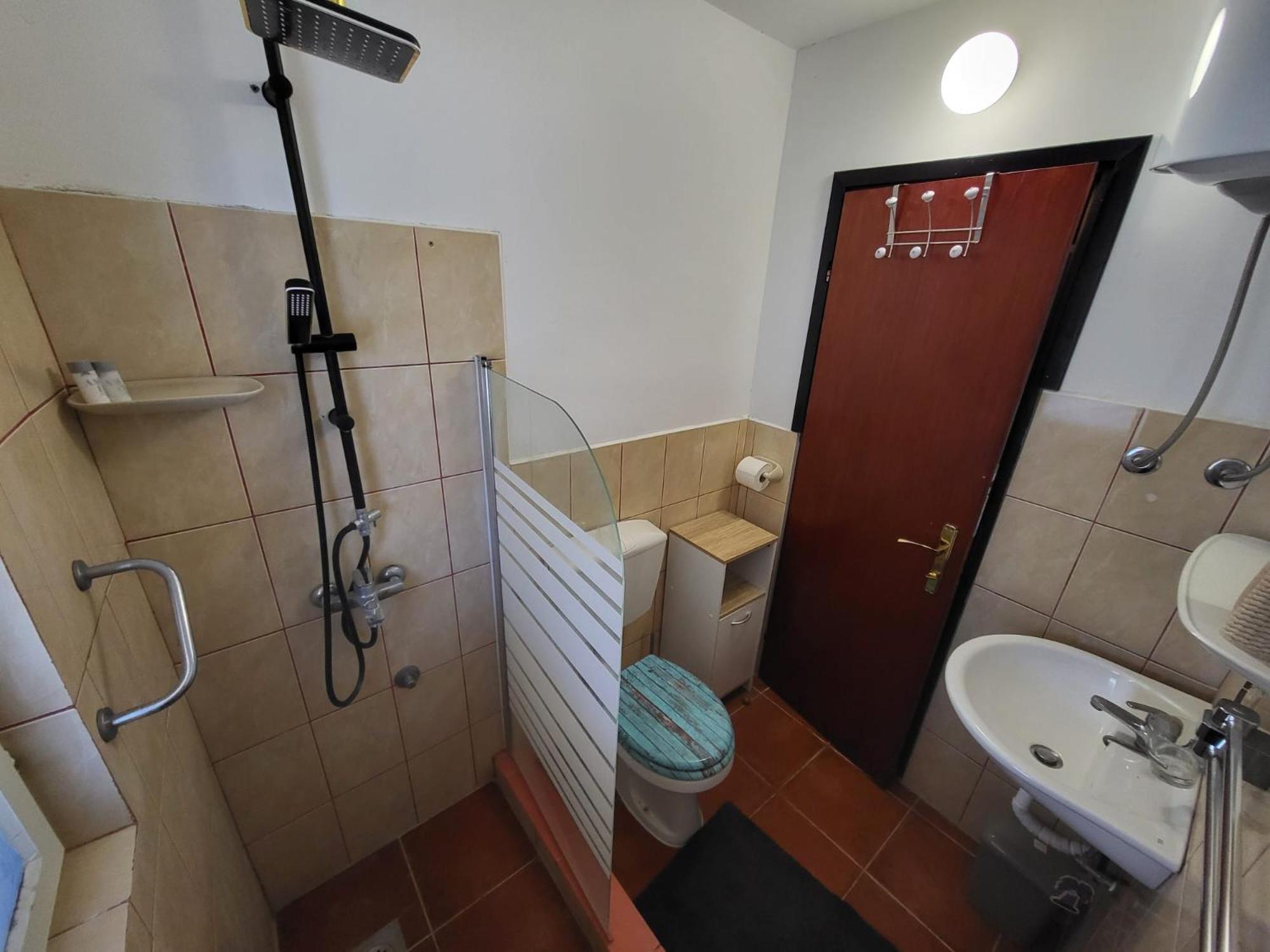 Apartment Bunjo'S Beach House Trogir Zewnętrze zdjęcie